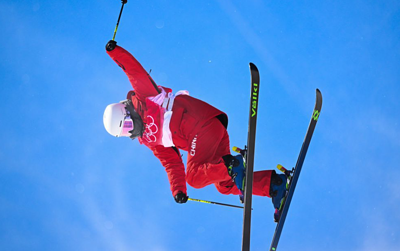 李方慧替补夺冠 首金水到渠成